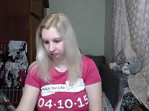 BustyBlond online show from January 22, 2025, 5:37 am