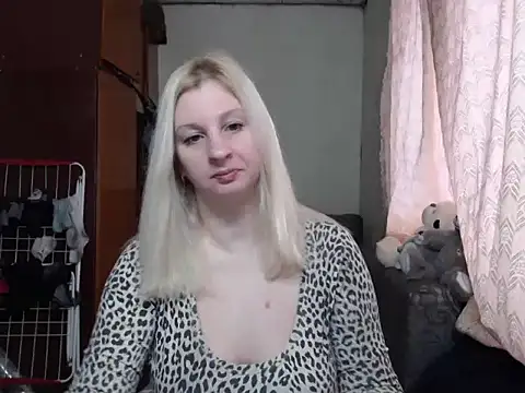 BustyBlond online show from February 6, 2025, 6:18 am