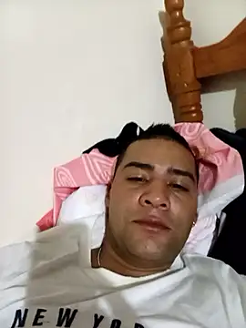 EISONREINA11 online show from September 28, 2025, 2:55 pm