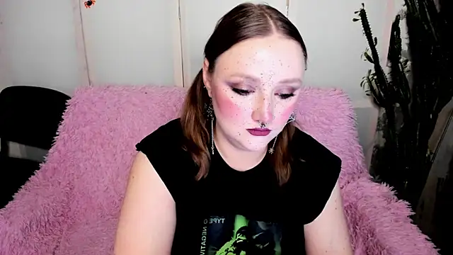 YourDyingBride online show from September 21, 2025, 4:47 am