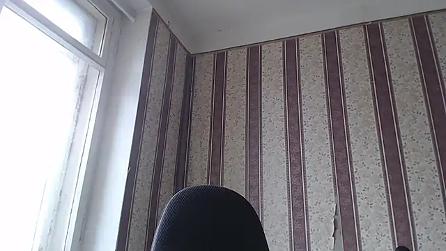 darienlarge online show from March 17, 2025, 2:34 pm