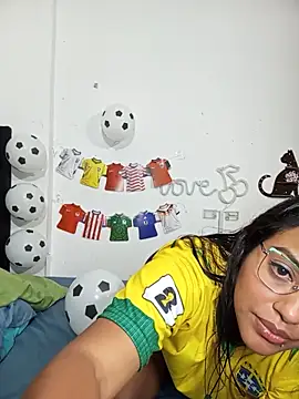 Snapshot of marypaula chatting on June 11, 2026, 5:55 pm marypaula online show from June 11, 2026, 5:55 pm