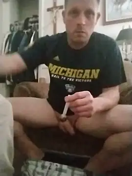 curiouscock38 online show from March 22, 2025, 5:09 pm