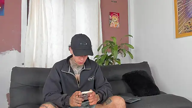 Aron ford online show from October 3, 2025, 1:08 pm