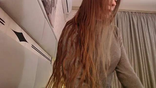 Snapshot of VeronikaAv chatting on January 25, 2025, 11:11 pm VeronikaAv online show from January 25, 2025, 11:11 pm