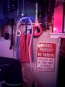 MigeLazzo online show from November 7, 2025, 7:41 am