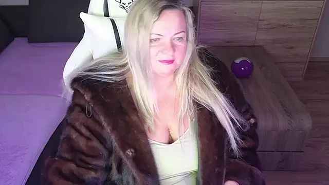 MolligSpielle online show from February 19, 2025, 11:36 pm