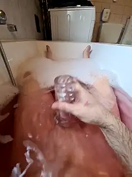 toeloverlive online show from December 1, 2025, 9:58 am