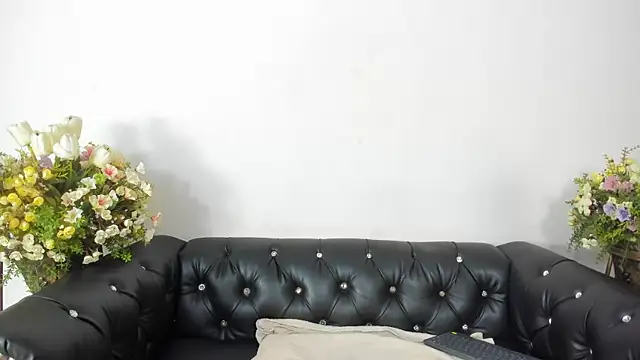 SSCARLETH  online show from February 20, 2026, 11:54 am