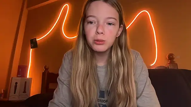 Snapshot of -veranito- chatting on September 26, 2025, 3:10 am -veranito- online show from September 26, 2025, 3:10 am