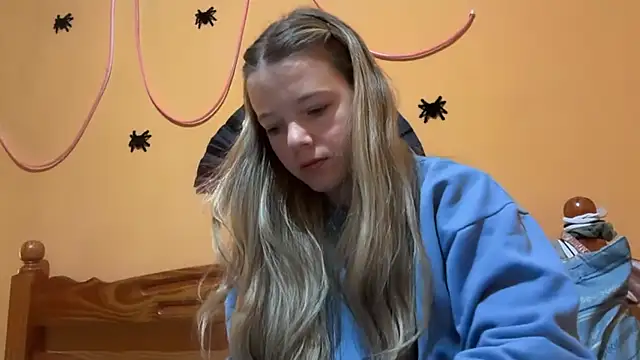 Snapshot of -veranito- chatting on October 31, 2025, 1:50 am -veranito- online show from October 31, 2025, 1:50 am