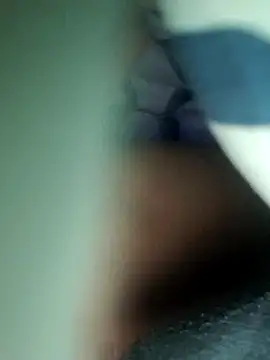 LuckyLefty79 online show from November 19, 2025, 12:49 pm