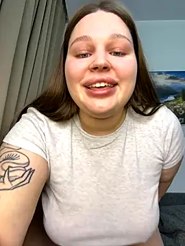 perfect sweety girl online show from November 17, 2025, 6:24 pm