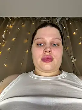 perfect sweety girl online show from February 19, 2026, 9:22 pm