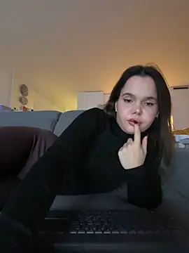 TheCinderella online show from December 16, 2025, 3:50 pm