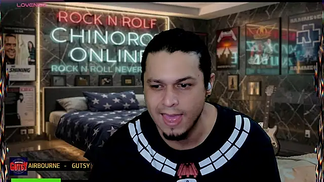 Snapshot of chino_roz chatting on June 13, 2026, 11:57 pm chino roz online show from June 13, 2026, 11:57 pm