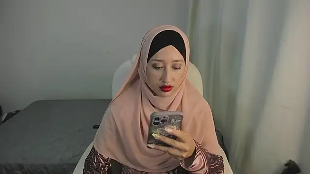 Snapshot of adila_anich chatting on March 1, 2025, 12:07 am adila anich online show from March 1, 2025, 12:07 am