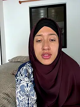 Snapshot of adila_anich chatting on November 20, 2025, 11:04 pm adila anich online show from November 20, 2025, 11:04 pm