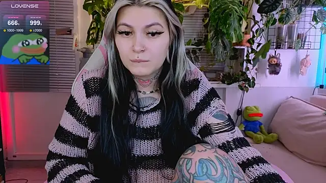 jelya sg online show from December 14, 2025, 2:55 pm