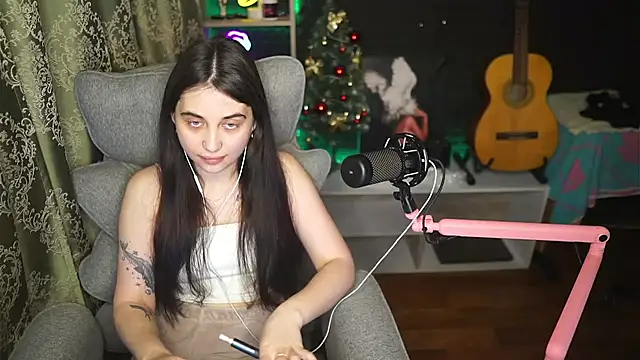 delicatedBailey online show from January 9, 2026, 3:37 pm