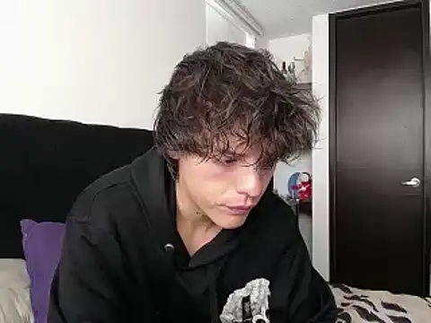 Santiago kiler online show from March 12, 2025, 4:24 pm