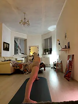 LeyaJohnson online show from January 9, 2026, 2:31 pm