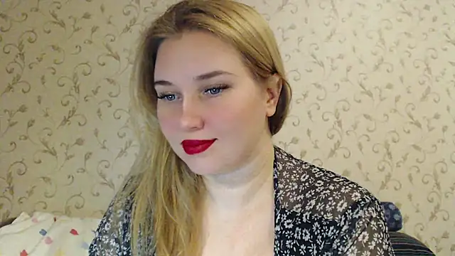 Snapshot of mmmPinUpGirl chatting on February 13, 2025, 7:21 pm mmmPinUpGirl online show from February 13, 2025, 7:21 pm