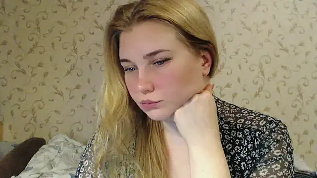 Snapshot of mmmPinUpGirl chatting on March 1, 2025, 8:31 pm mmmPinUpGirl online show from March 1, 2025, 8:31 pm
