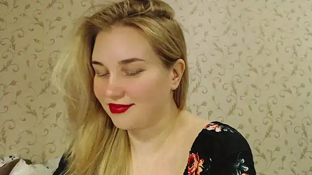 Snapshot of mmmPinUpGirl chatting on September 8, 2025, 7:57 pm mmmPinUpGirl online show from September 8, 2025, 7:57 pm