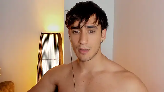 AlexRivera6 online show from December 22, 2025, 1:13 am