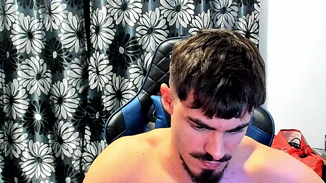 Snapshot of WilsonJules chatting on September 23, 2025, 11:19 pm WilsonJules online show from September 23, 2025, 11:19 pm