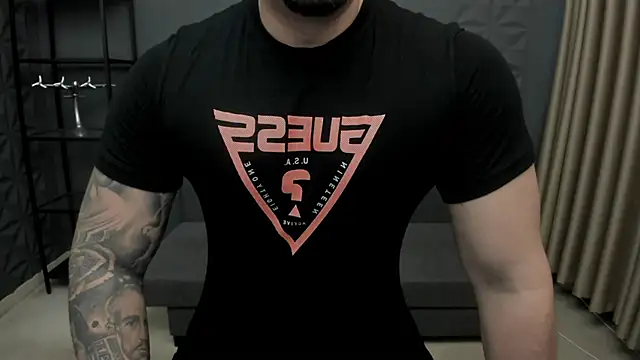 TonyWilcox online show from November 3, 2025, 6:14 am