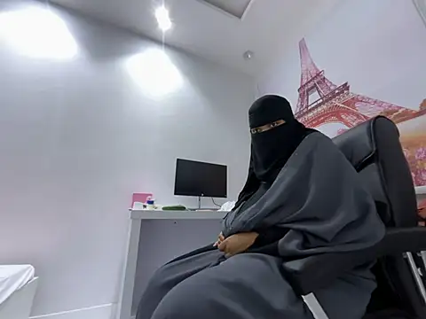 Submissive Arab online show from February 15, 2025, 11:50 am