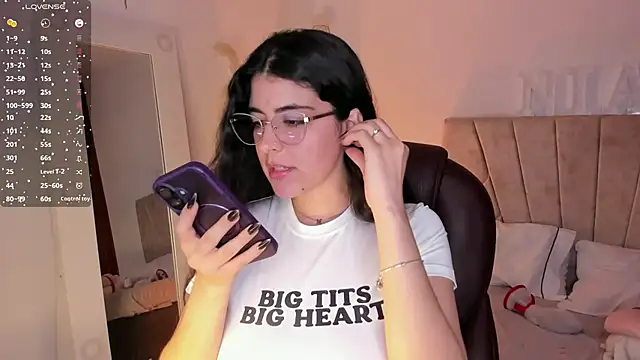  Niah  online show from February 9, 2025, 12:17 am