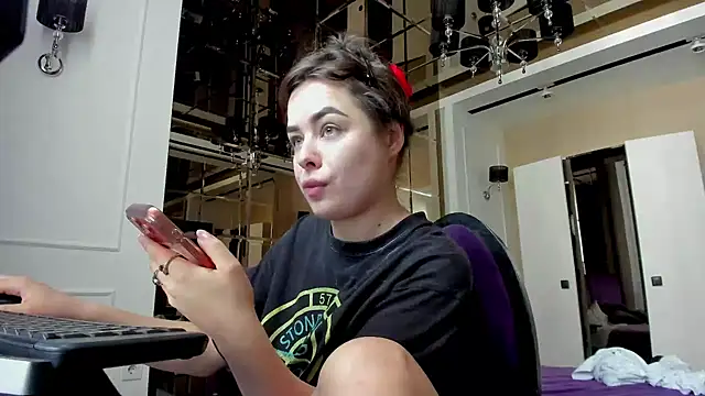 Snapshot of MistressMilana chatting on July 20, 2026, 8:06 am MistressMilana online show from July 20, 2026, 8:06 am