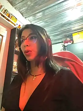 Snapshot of kateeen18 chatting on December 15, 2025, 3:00 am kateeen18 online show from December 15, 2025, 3:00 am