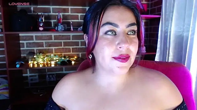Snapshot of gatuwildhott chatting on June 29, 2026, 5:13 pm gatuwildhott online show from June 29, 2026, 5:13 pm