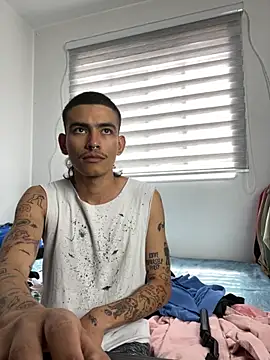 sorry-mom69 online show from October 24, 2025, 6:04 pm