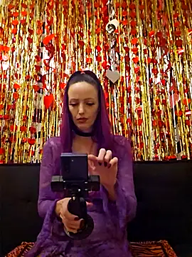 Adrina Drake online show from February 22, 2026, 4:13 am