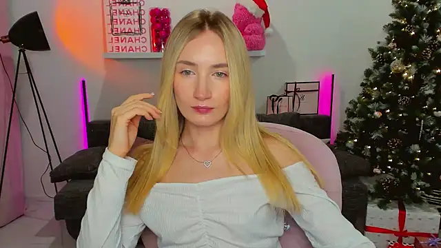 bella  rose online show from December 22, 2024, 12:27 pm