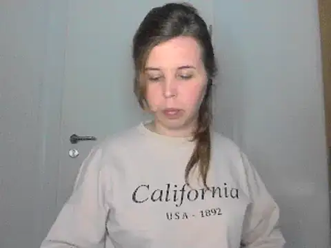 loveis007 online show from March 7, 2025, 9:48 pm