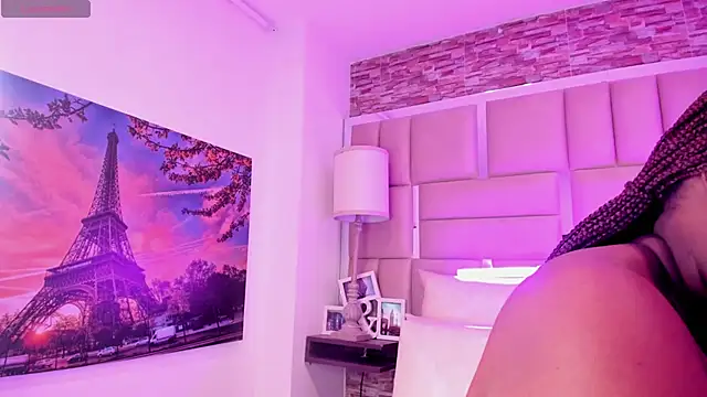 ShaniaBrownn online show from April 8, 2026, 7:58 pm