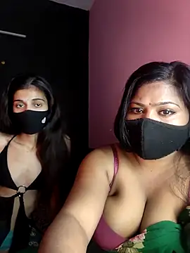 cutee  crazy online show from December 20, 2025, 1:29 pm