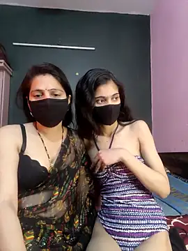 cutee  crazy online show from February 8, 2026, 12:19 pm