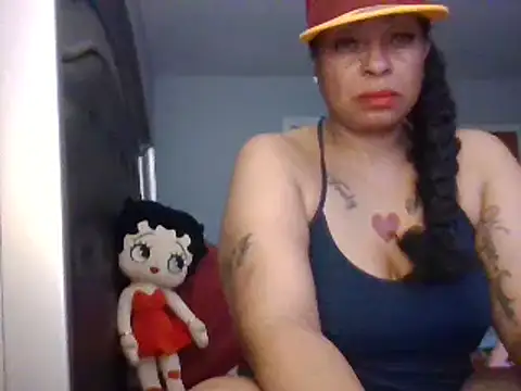 Snapshot of MSweetLindaParks chatting on March 2, 2025, 10:48 pm MSweetLindaParks online show from March 2, 2025, 10:48 pm