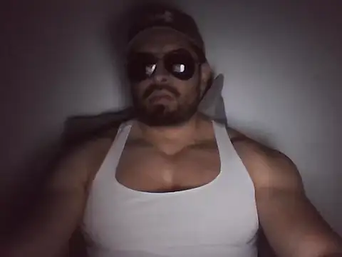 Snapshot of marcus002001 chatting on March 30, 2026, 3:51 am marcus002001 online show from March 30, 2026, 3:51 am