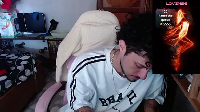 Apolo S online show from March 19, 2026, 1:37 pm