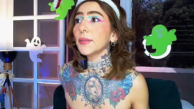 Evangelyne 1 online show from October 19, 2025, 3:34 pm