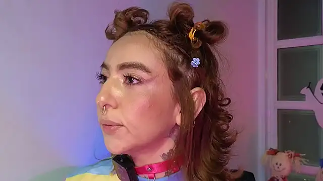 Evangelyne 1 online show from October 29, 2025, 3:47 pm