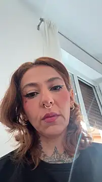 Evangelyne 1 online show from November 10, 2025, 12:48 pm